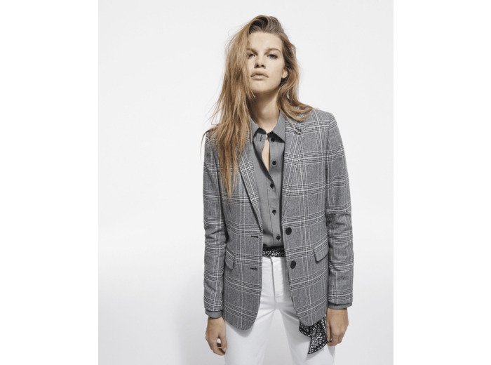 Veste Seule Detail Poche Bouton Milieu Devant