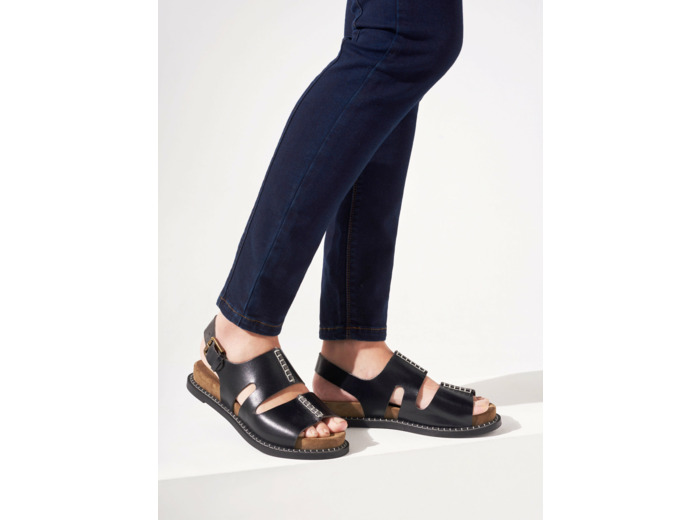 Sandales Plates En Cuir