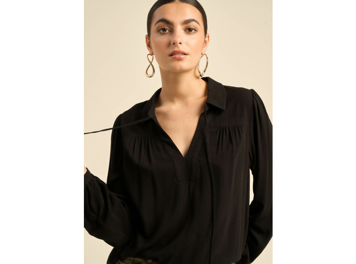Blouse à manches bouffantes