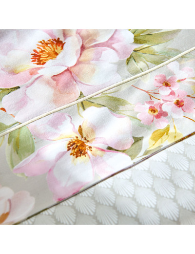 DRAP PLAT | Voyageuse