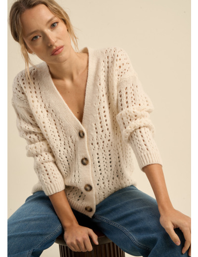 Gilet col V avec jeu de tricotage ajouré