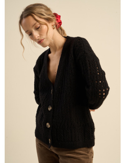 Gilet col V avec jeu de tricotage ajouré