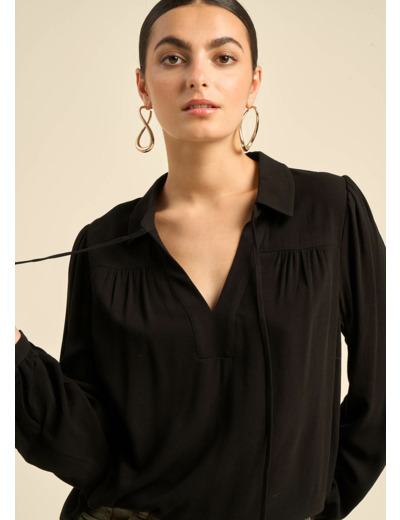 Blouse à manches bouffantes