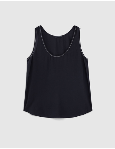 Top en crêpe noir surpiqûre bijou col femme